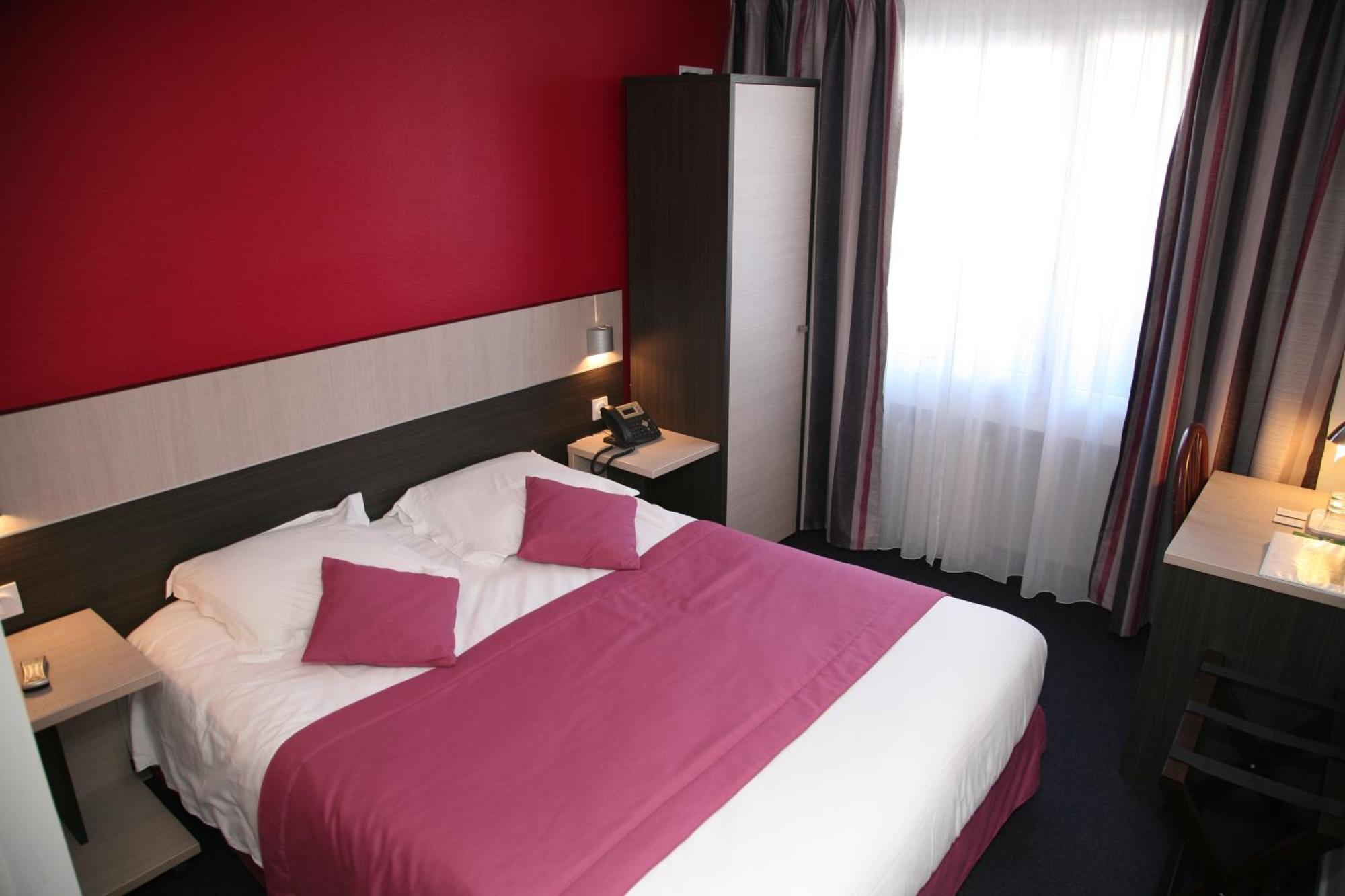 Logis Hotel- Restaurant La Renaissance Baccarat Bilik gambar